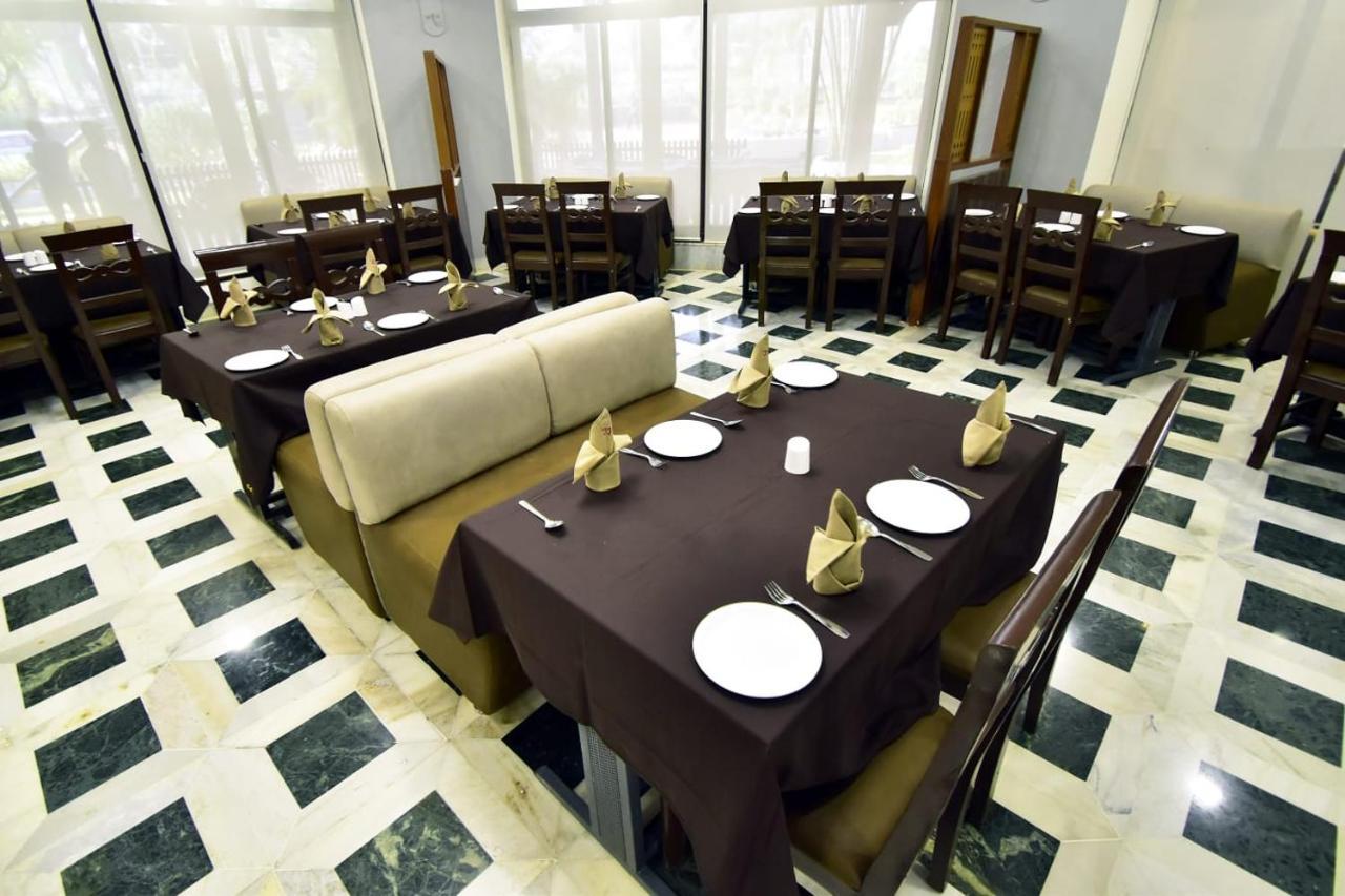 Caves County Resort Μαλεγκάον Εξωτερικό φωτογραφία