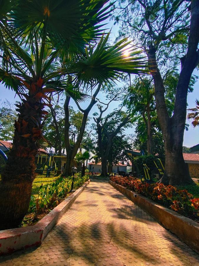 Caves County Resort Μαλεγκάον Εξωτερικό φωτογραφία
